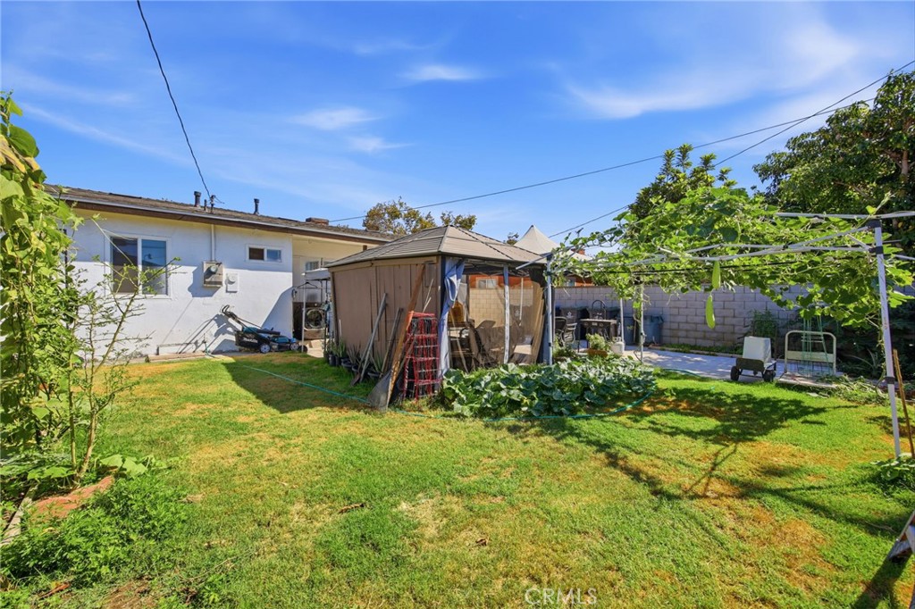 1926 W 18th Street Property Photo 41