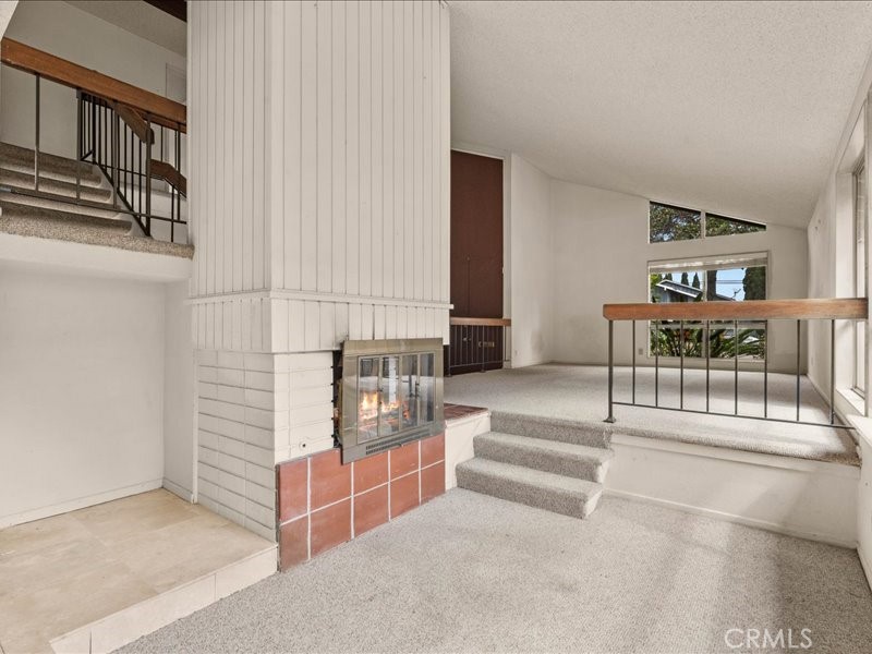 1832 Hampshire Road Property Photo 9