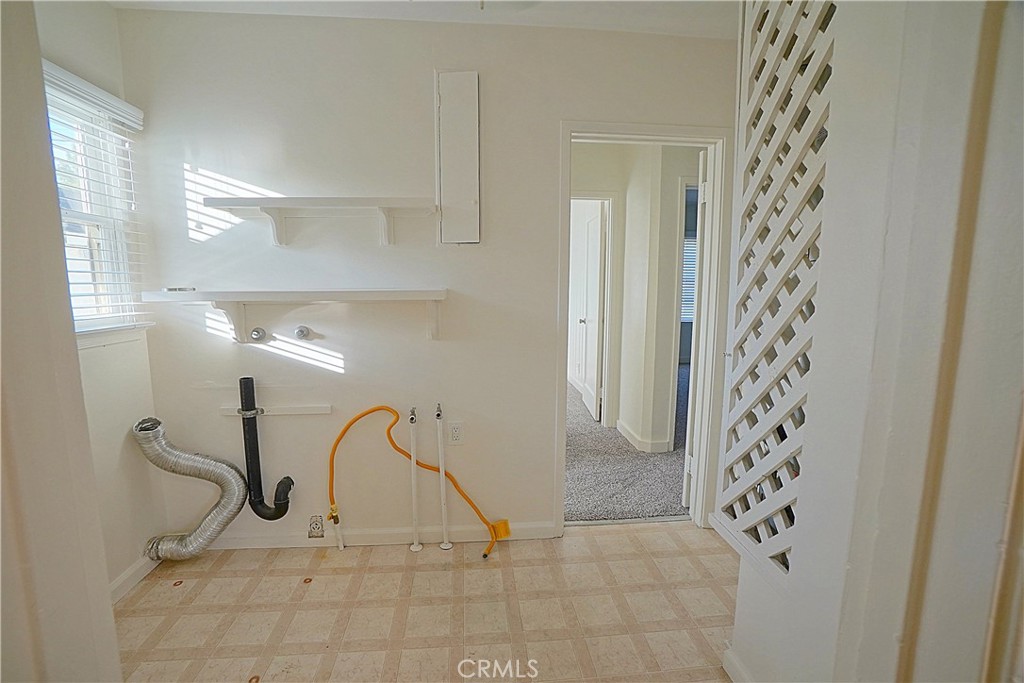 4285 Oakwood Place Property Photo 7