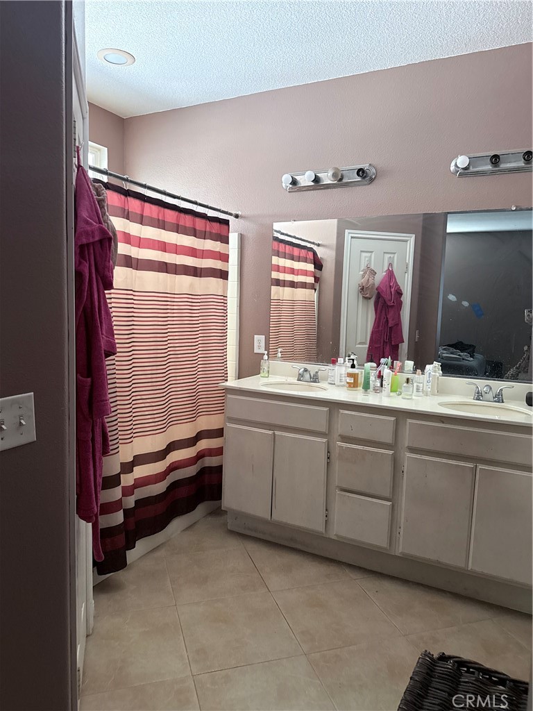 7194 Almeria Property Photo 8