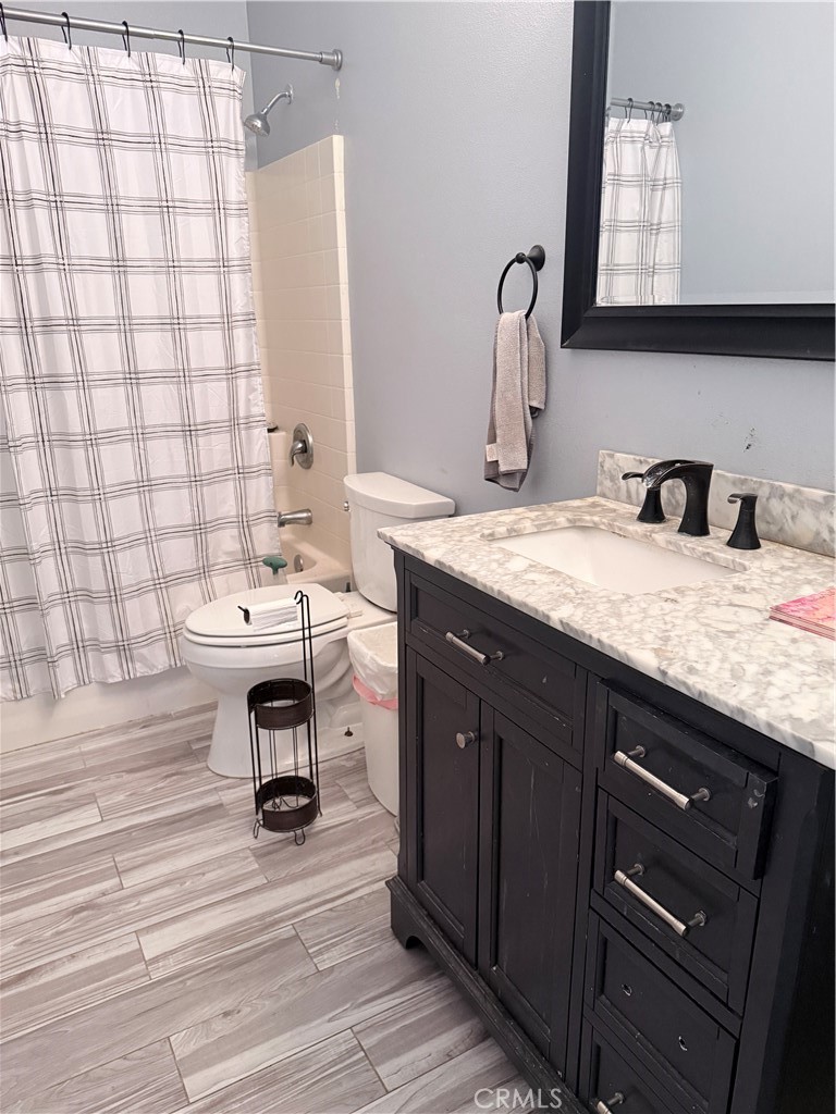 7194 Almeria Property Photo 9