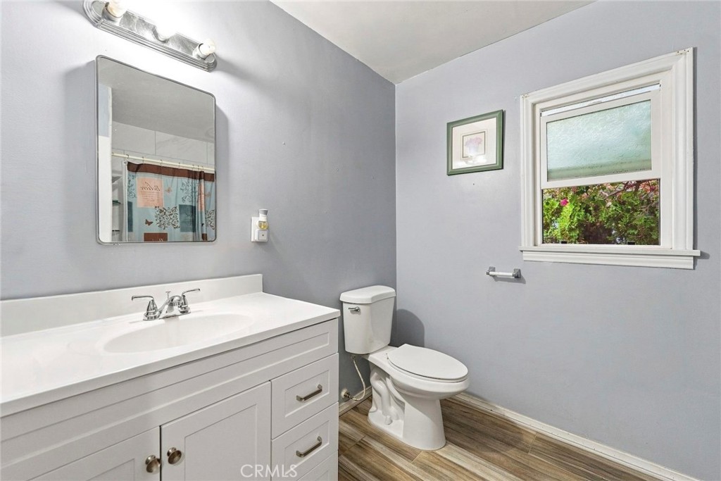 831 W George Property Photo 26