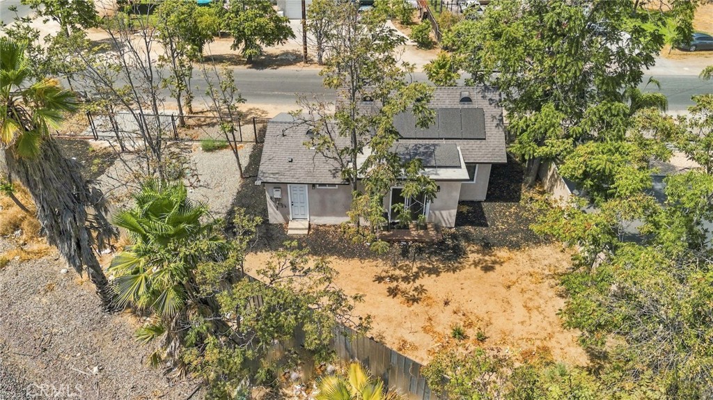 434 Highland Property Photo 8