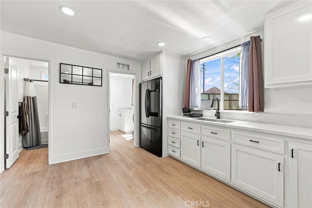 434 Highland Property Photo 26