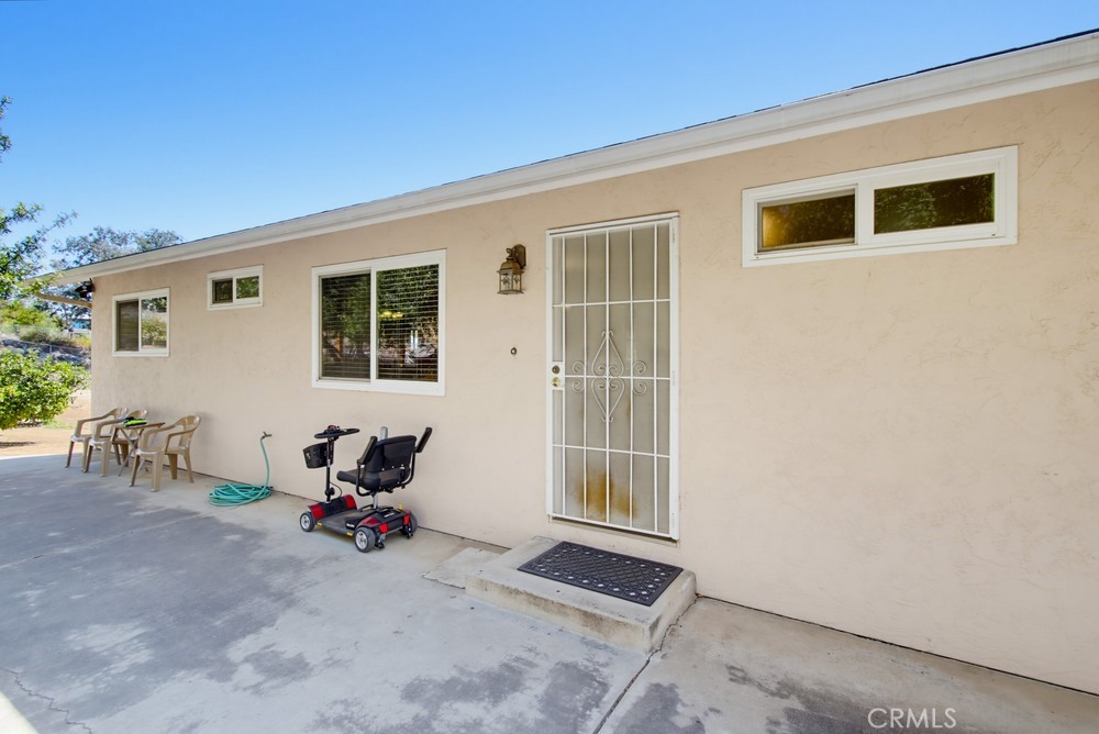 1691 Roble Grande Road Property Photo 7