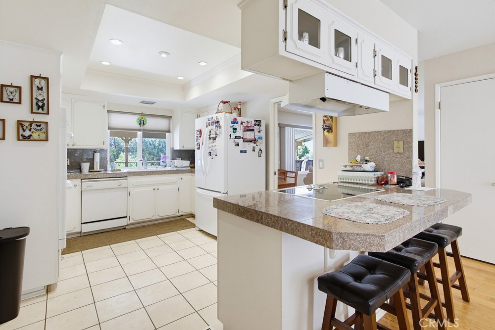 1691 Roble Grande Road Property Photo 17