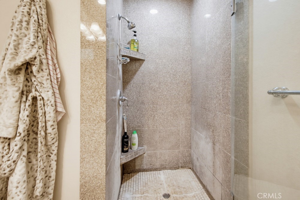 1691 Roble Grande Road Property Photo 26