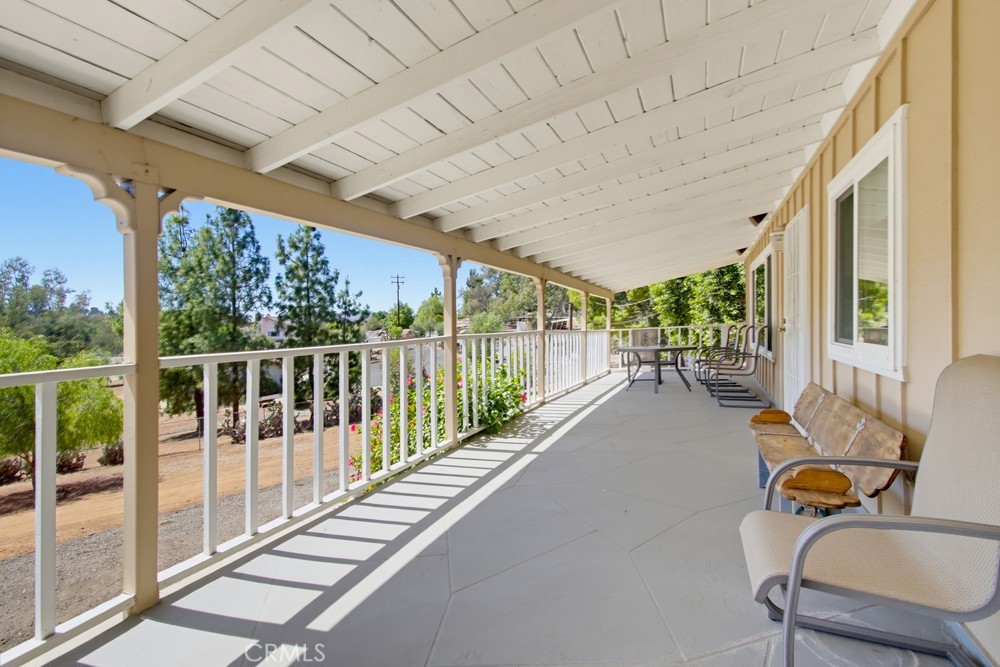 1691 Roble Grande Road Property Photo 34