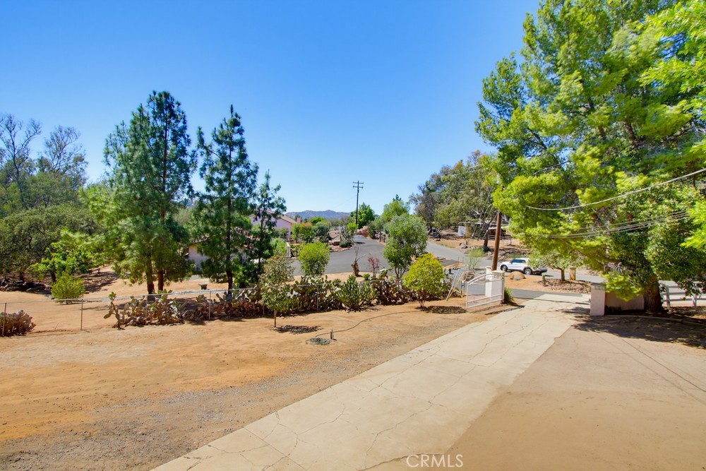 1691 Roble Grande Road Property Photo 39
