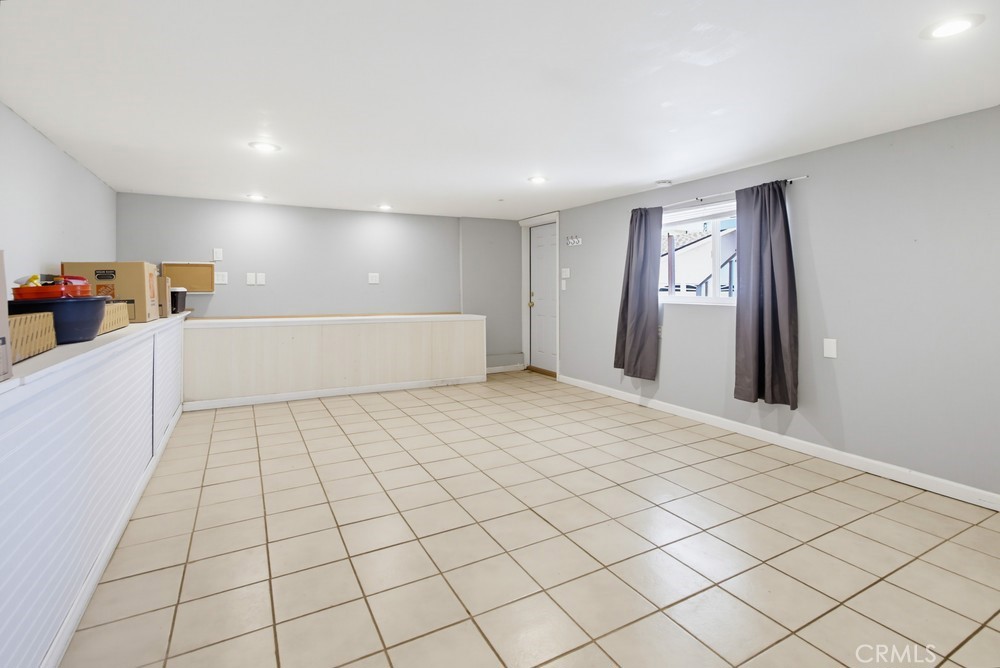 1691 Roble Grande Road Property Photo 44