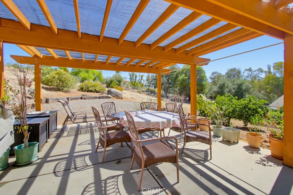 1691 Roble Grande Road Property Photo 54