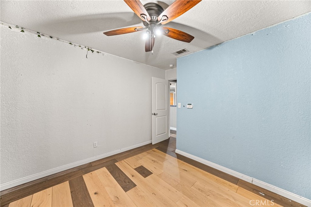 440 N Durrell Avenue Property Photo 15