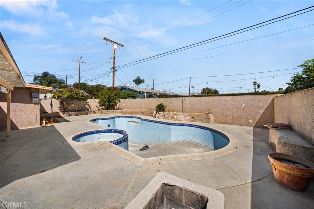 440 N Durrell Avenue Property Photo 23