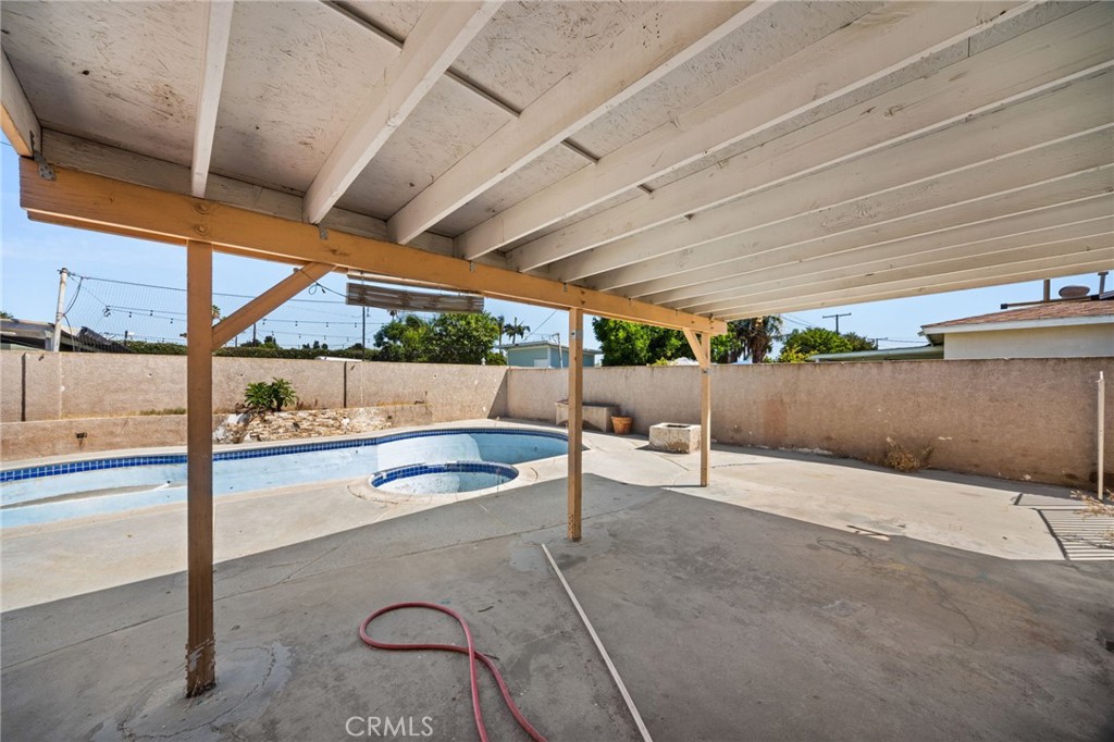 440 N Durrell Avenue Property Photo 27