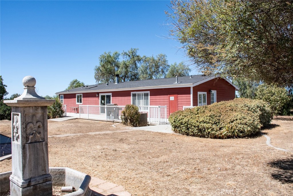 38313 View Property Photo 2
