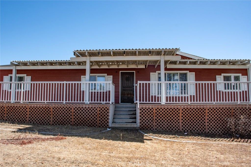 38313 View Property Photo 3