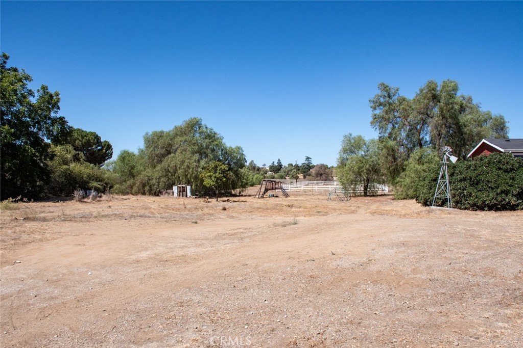 38313 View Property Photo 13
