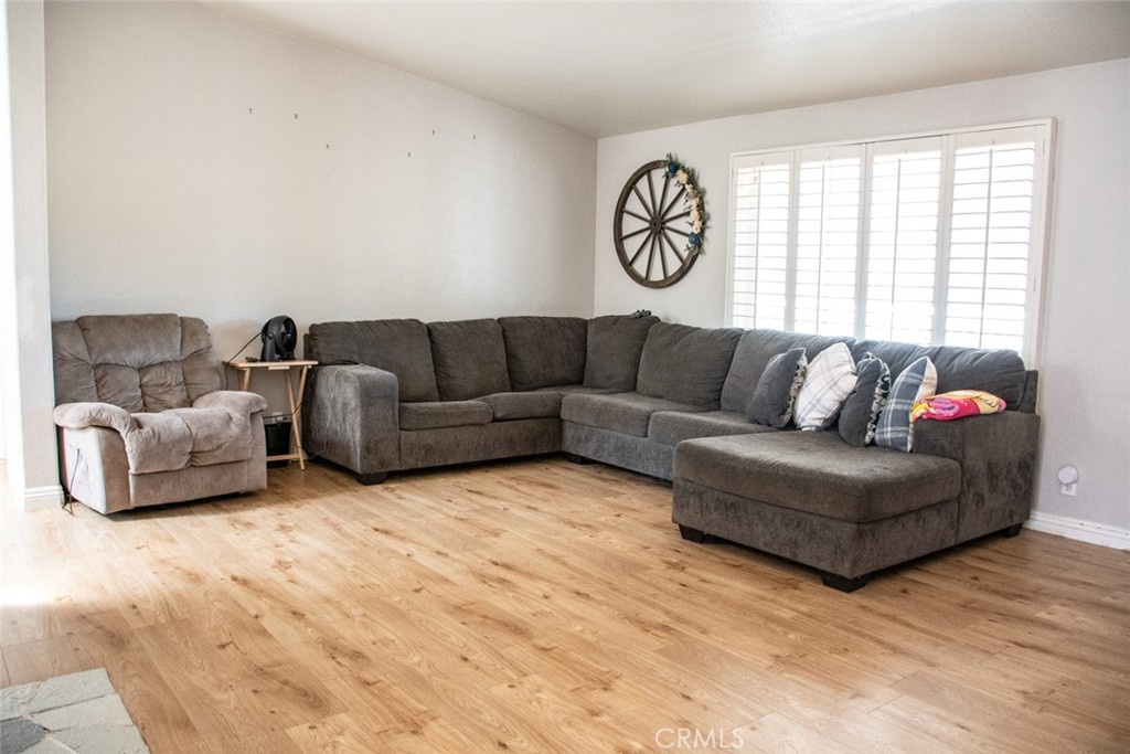 38313 View Property Photo 19