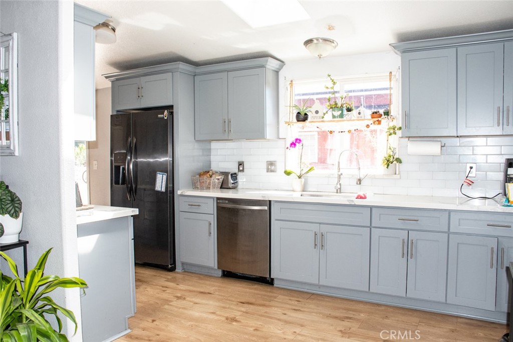 38313 View Property Photo 22