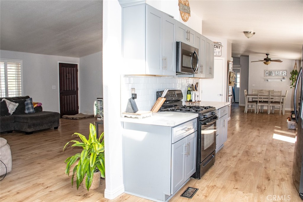 38313 View Property Photo 23