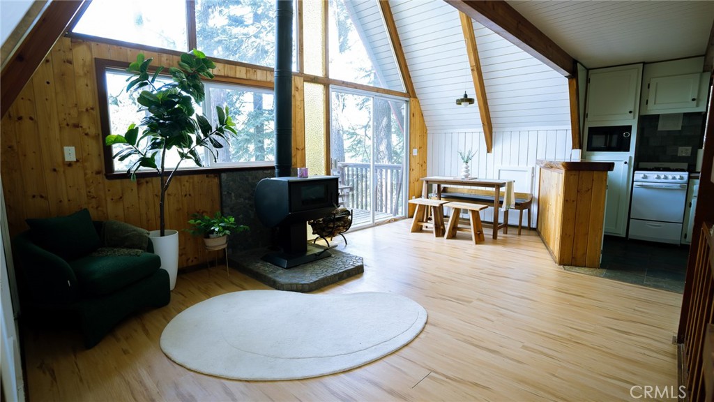 31661 Wagon Wheel Property Photo 1