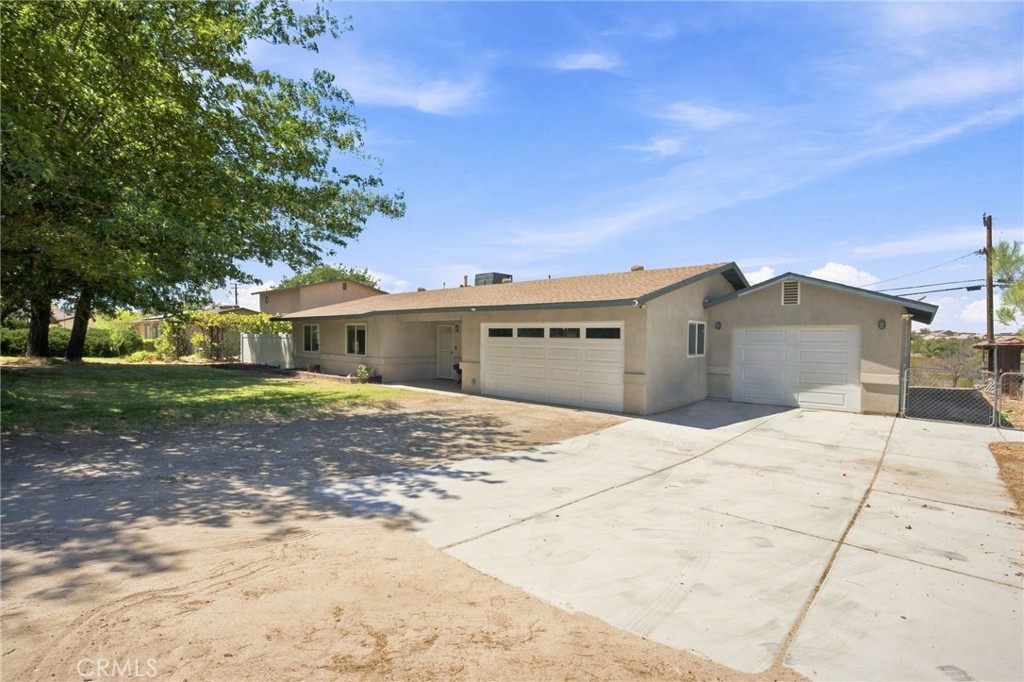 15906 Heatherdale Property Photo 2