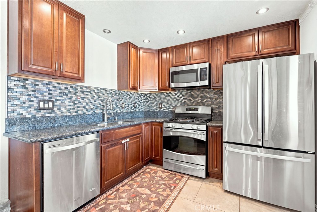 15906 Heatherdale Property Photo 11