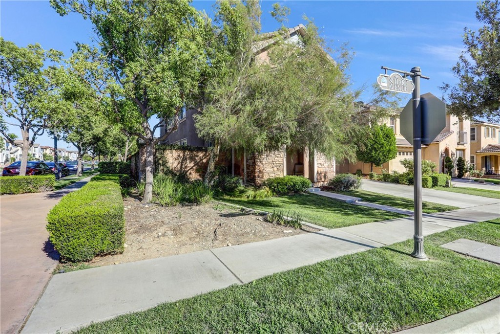 5559 Scharf Property Photo 2