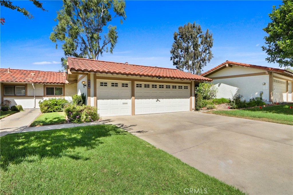 8036 Valle Vista Drive Property Photo 4