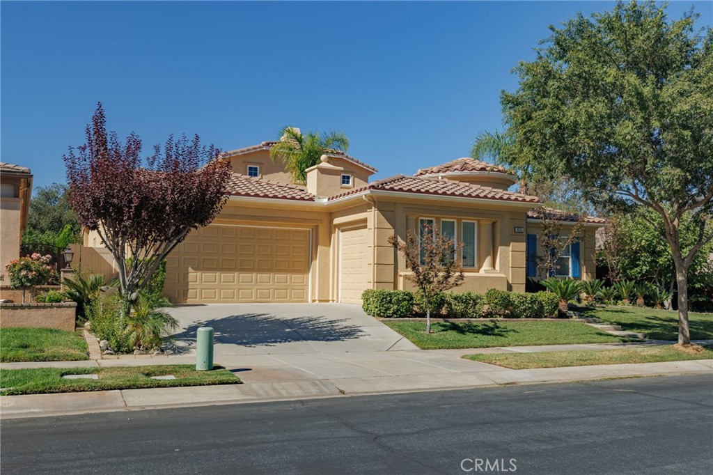 36261 Bay Hill Property Photo 2