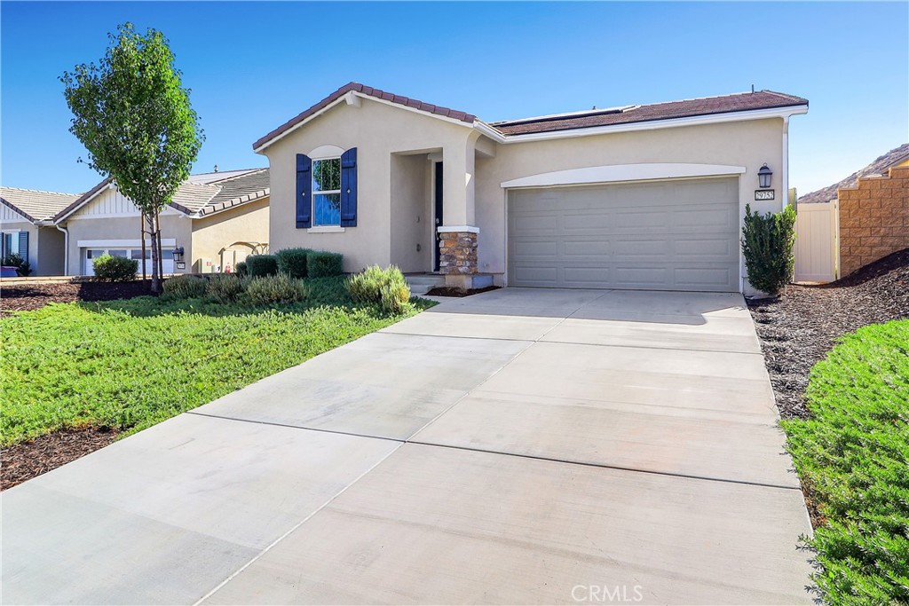 29752 Wolf Glen Court Property Photo 1