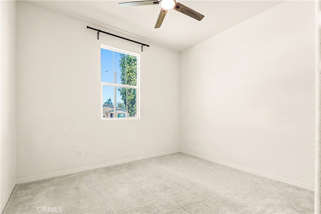 29752 Wolf Glen Court Property Photo 5