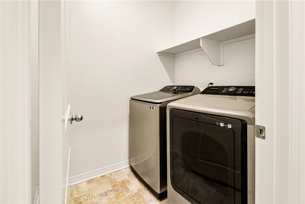 29752 Wolf Glen Court Property Photo 15