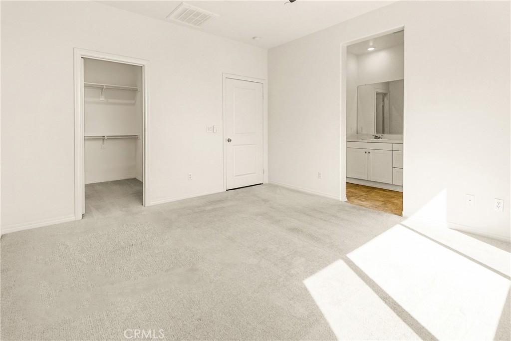 29752 Wolf Glen Court Property Photo 19