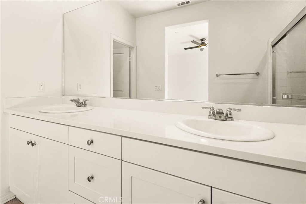 29752 Wolf Glen Court Property Photo 22