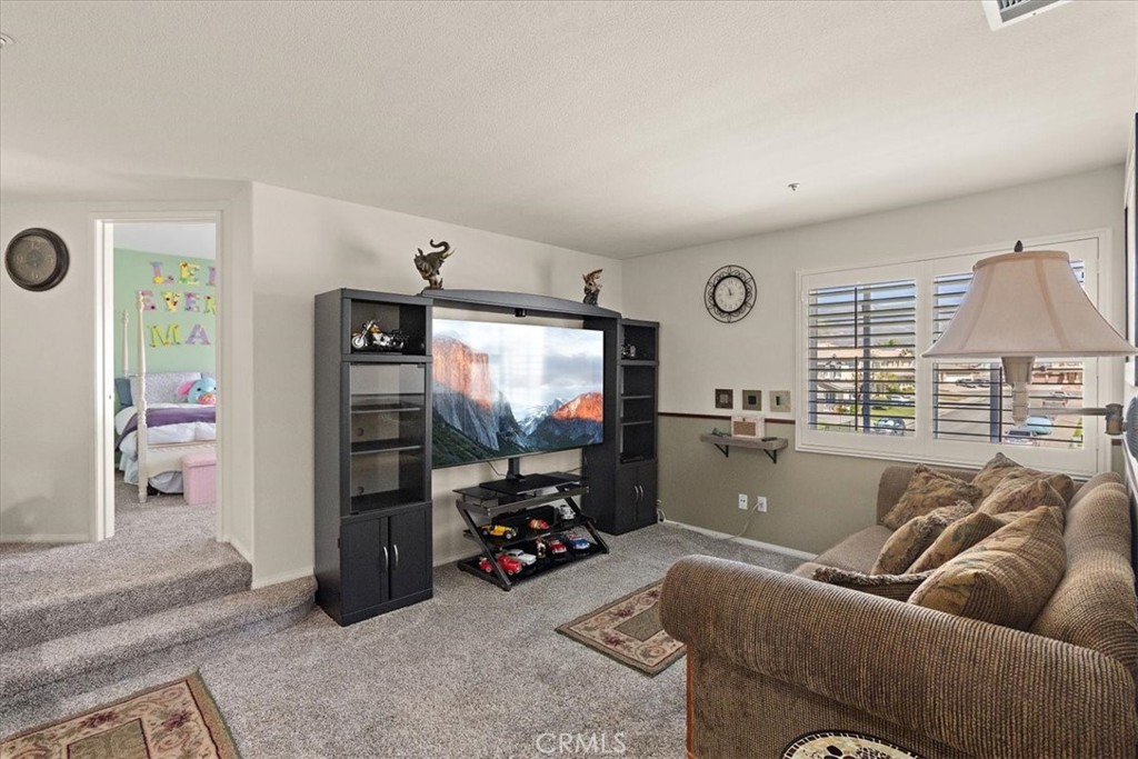 15727 Virginia Property Photo 32