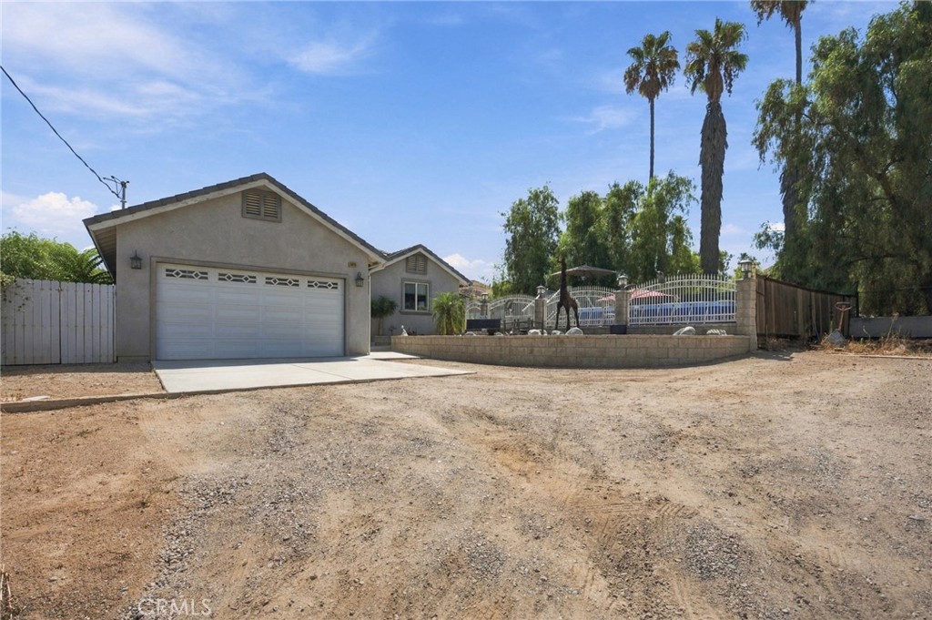 19910 Heavern Court Property Photo 3