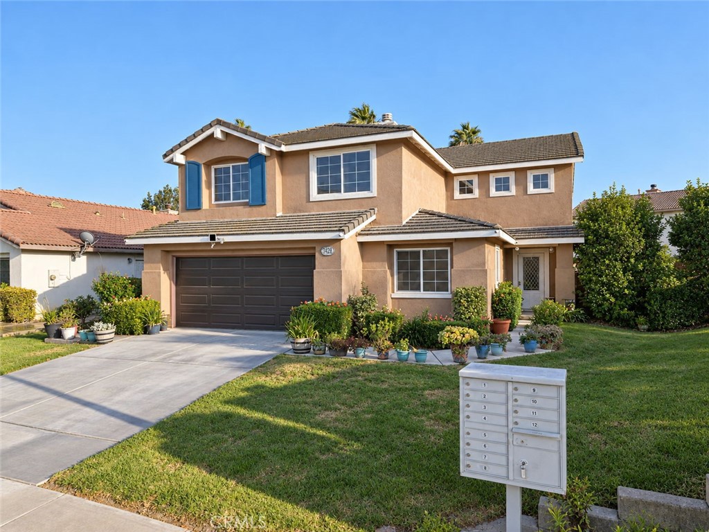 5232 Triesian Way Property Photo 5