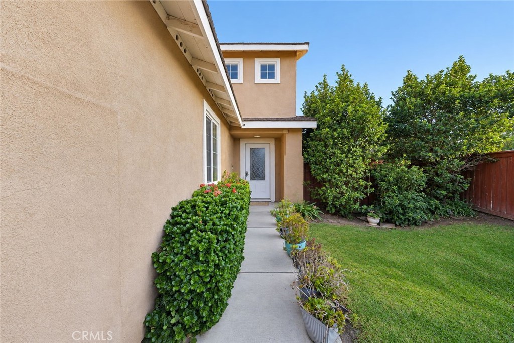 5232 Triesian Way Property Photo 9