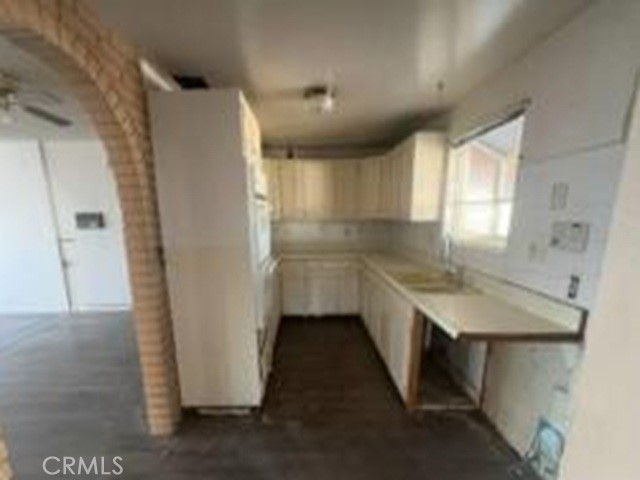 634 W Holt Avenue Property Photo 5