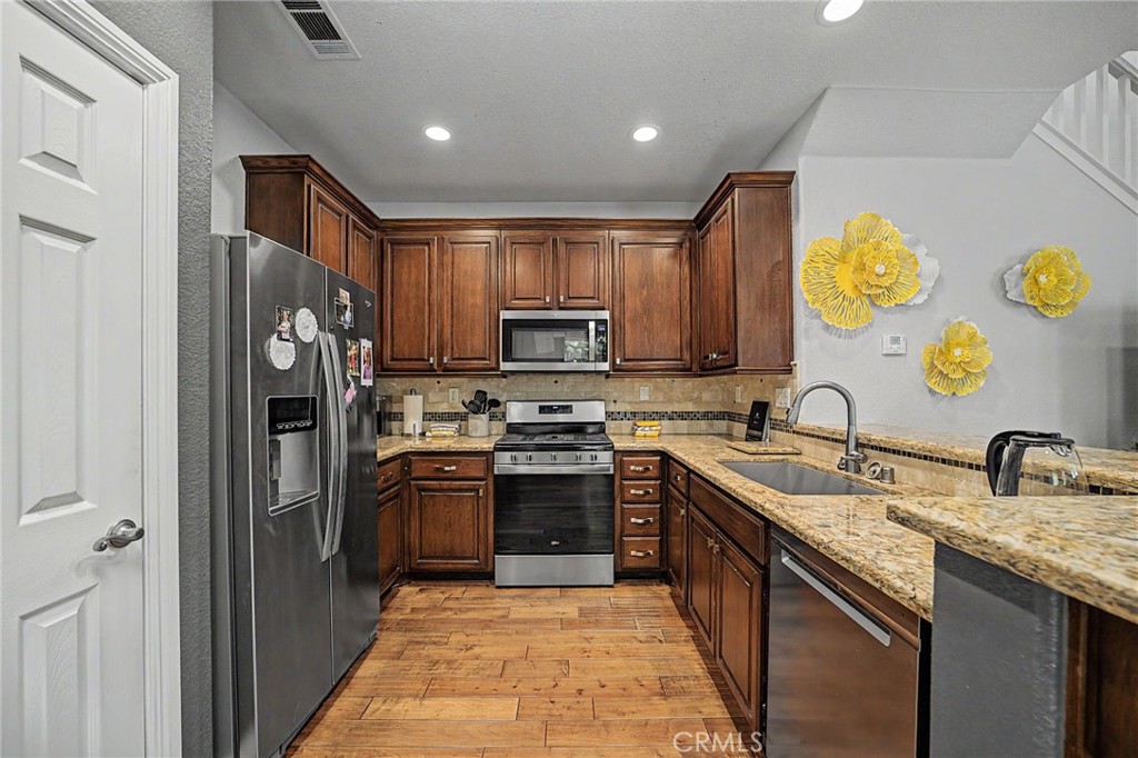 11433 Mountain View Property Photo 15