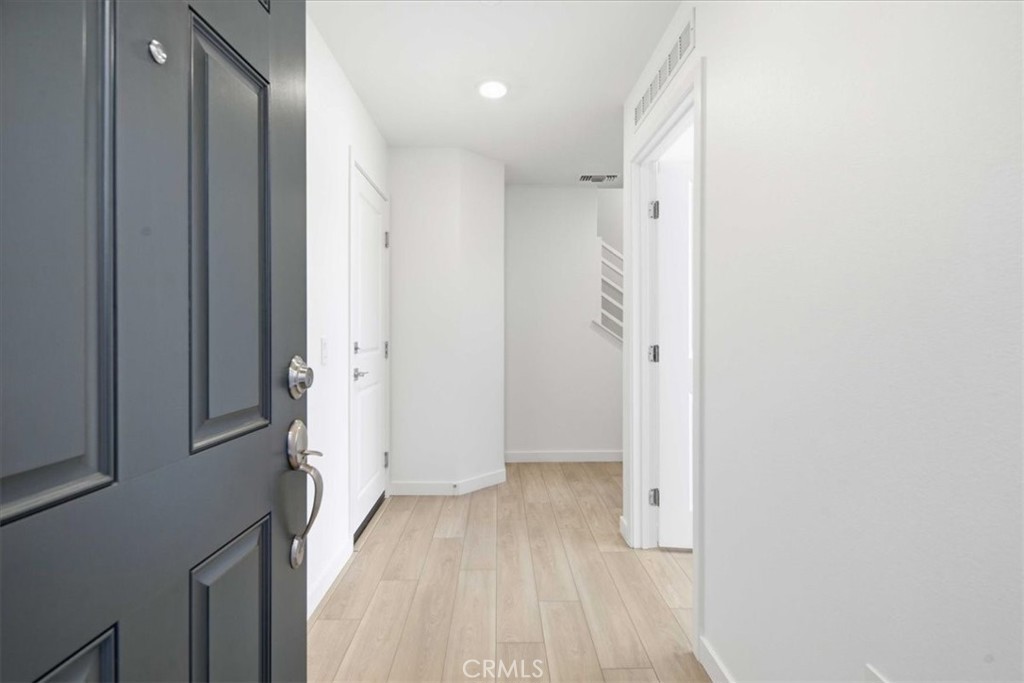 2519 Bombay Street Property Photo 2