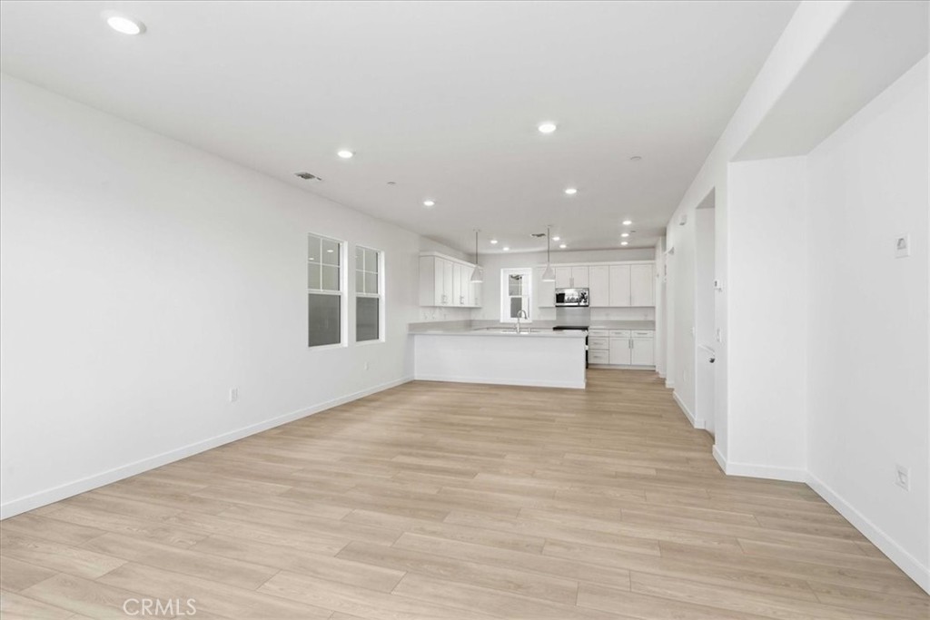 2519 Bombay Street Property Photo 12