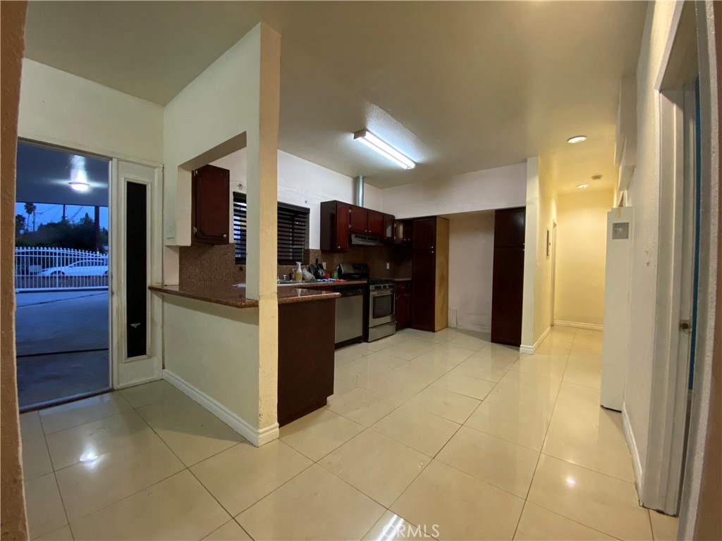 909 Galemont Property Photo 10