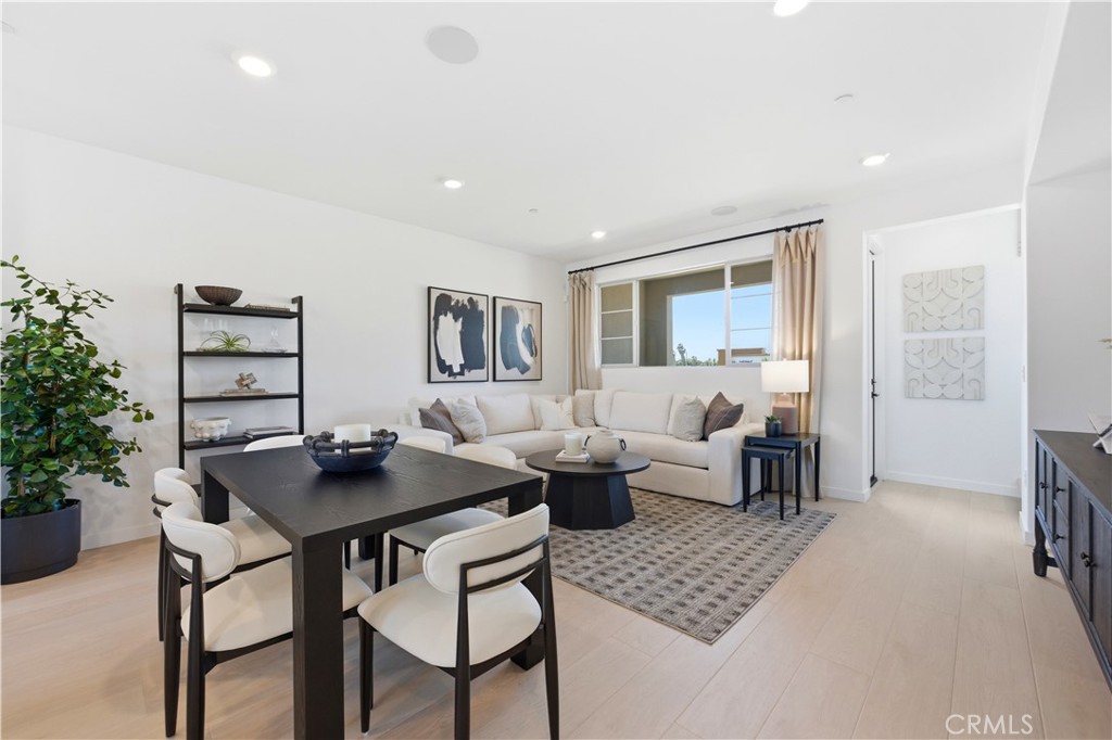 10720 Golden Koi B Property Photo 4