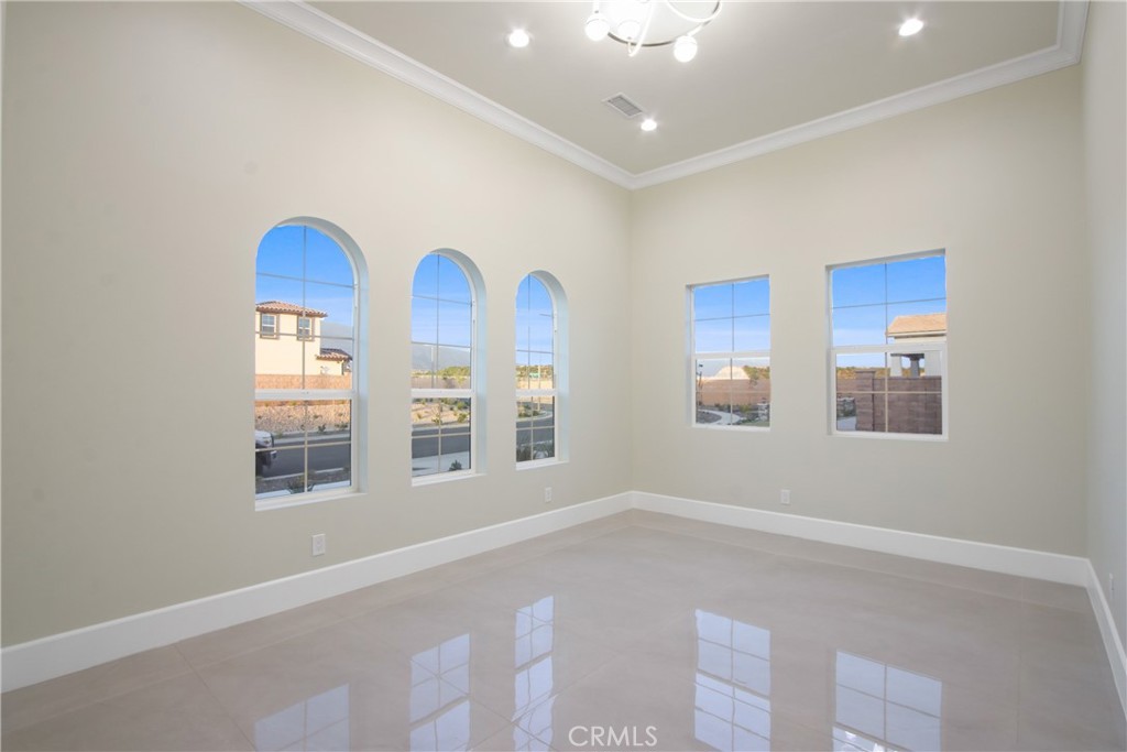13715 Copley Property Photo 5