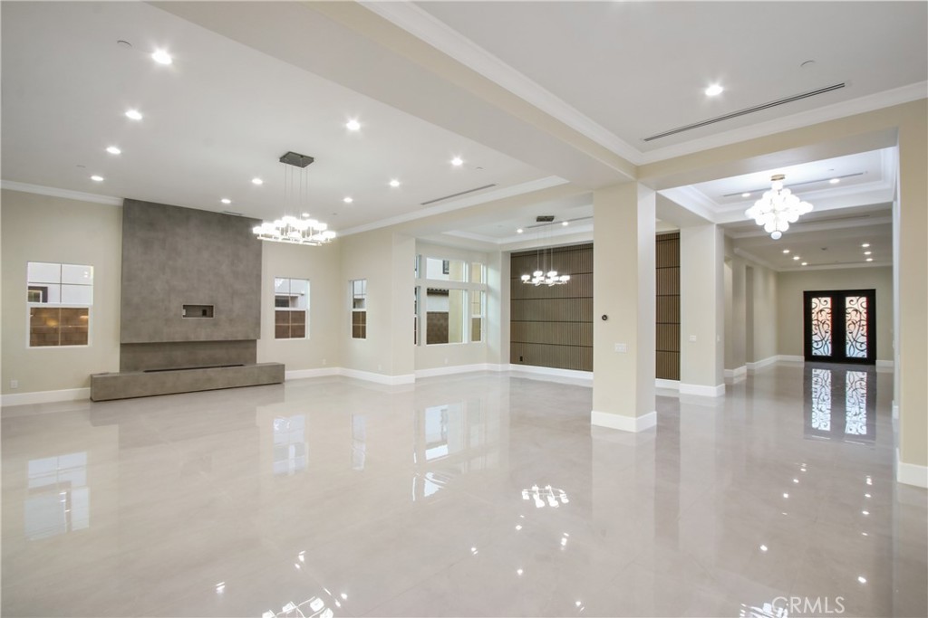 13715 Copley Property Photo 8