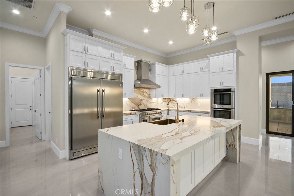 13715 Copley Property Photo 13