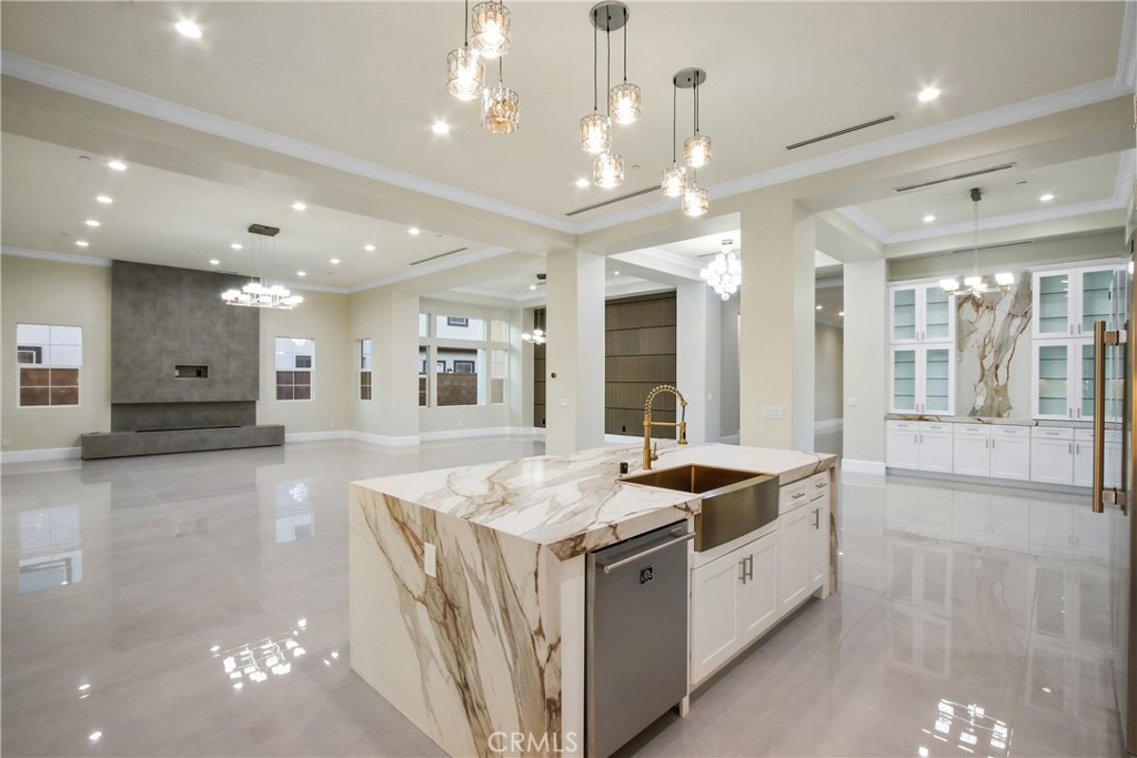 13715 Copley Property Photo 14