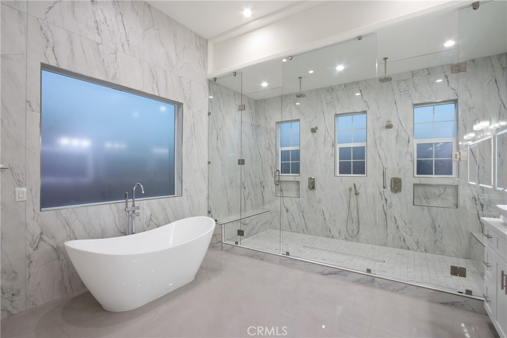 13715 Copley Property Photo 23